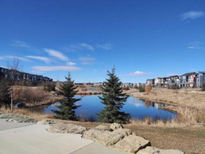 Brand New Entire guest suite by lake near YYC